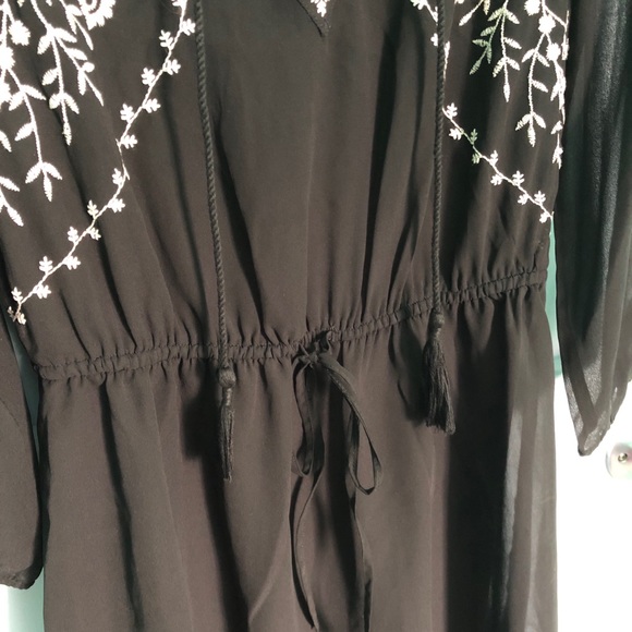 AEO Embroidered Black Dress - Picture 6 of 10